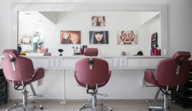 salão de beleza cabeleireiro ou cabelereiro