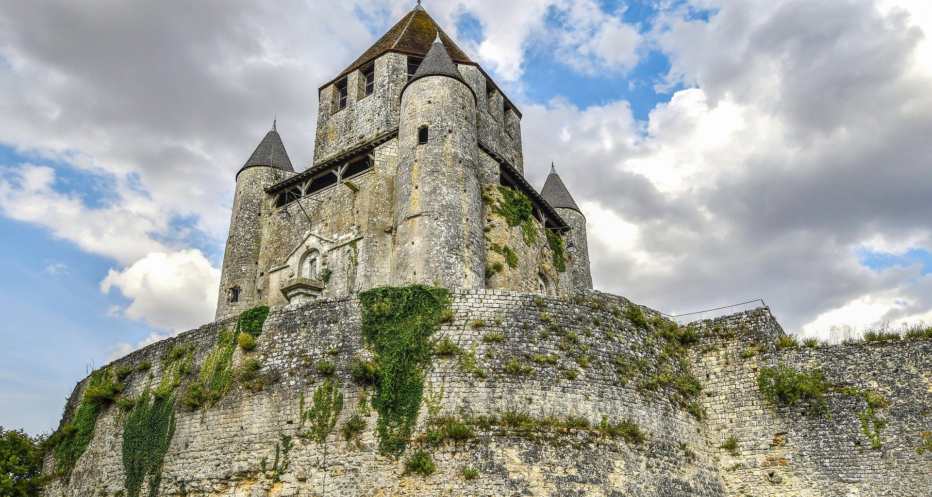 Castelo medieval História