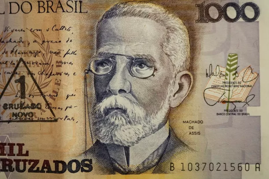 nota de mil cruzados com imagem de Machado de Assis